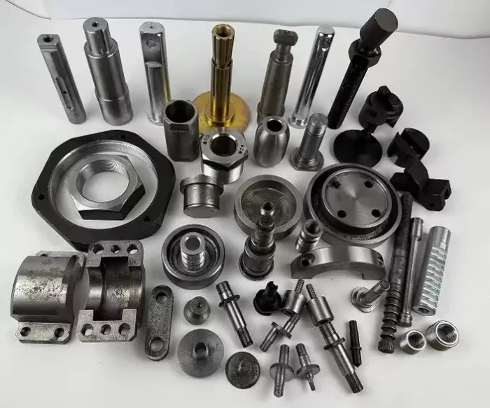 Quel métal fonctionne le mieux pour les composants automobiles de précision ?